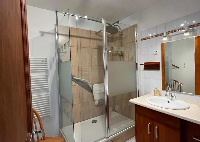 Maison Charentaise 12 A 14 Personnes *