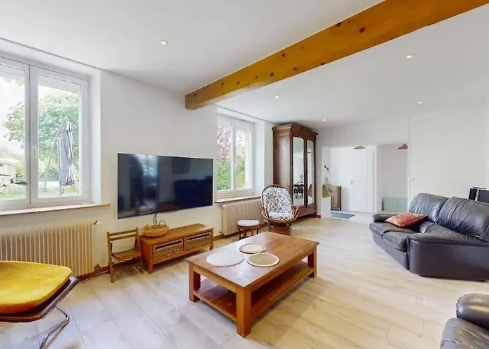 Maison Charentaise 12 A 14 Personnes